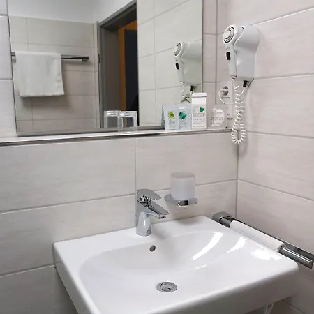 Am Stadtgarten 라돌프젤암보덴시