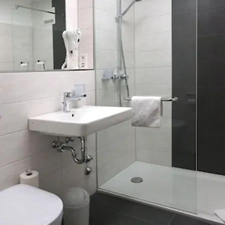 Am Stadtgarten 라돌프젤암보덴시