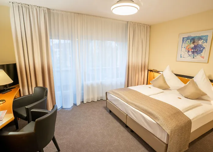 Hotel Am Stadtgarten 3*